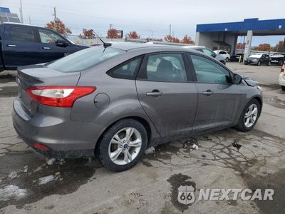 Trzecie zdjęcie samochodu z tyłu: 2014 FORD FOCUS SE VIN:1FADP3F28EL291205 - miniatura