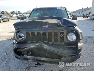 Piąte zdjęcie samochodu w środku: 2015 JEEP PATRIOT SPORT VIN:1C4NJPBA2FD427988 - miniatura