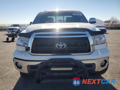 Piąte zdjęcie samochodu w środku: 2011 TOYOTA TUNDRA DOUBLE CAB SR5 VIN:5TFRY5F18BX114657 - miniatura