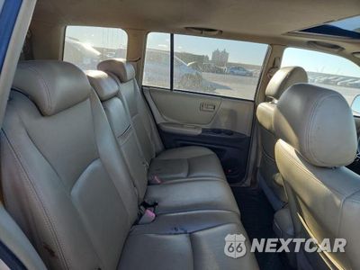 Zdjęcie 11 z 13 samochodu: 2006 TOYOTA HIGHLANDER HYBRID BASE VIN:JTEDW21A760009656 - miniatura
