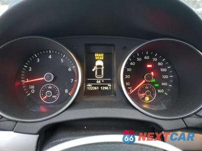 Zdjęcie 9 z 12 samochodu: 2012 VOLKSWAGEN GOLF VIN:WVWBA7AJ2CW140865 - miniatura