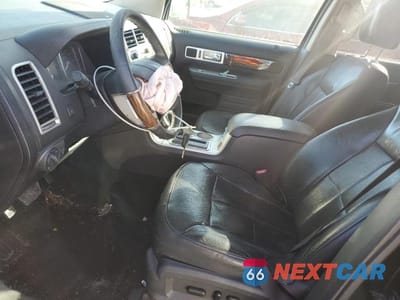 Zdjęcie 7 z 13 samochodu: 2010 LINCOLN MKX VIN:2LMDJ8JC4ABJ26562 - miniatura