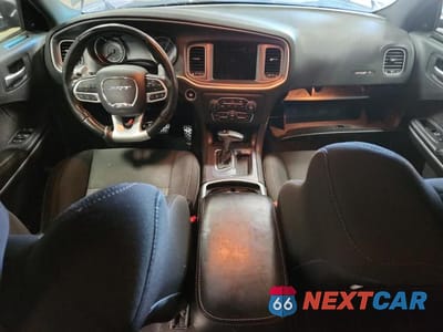 Zdjęcie 8 z 12 samochodu: 2020 DODGE CHARGER SCAT PACK VIN:2C3CDXGJ5LH252064 - miniatura