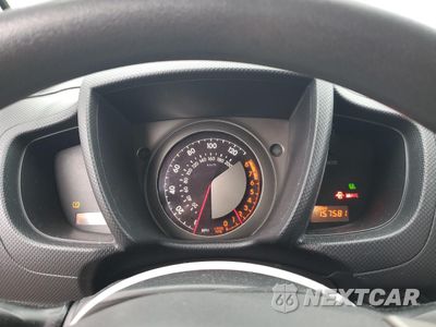 Zdjęcie 9 z 12 samochodu: 2011 TOYOTA SCION XD VIN:JTKKU4B48B1013010 - miniatura
