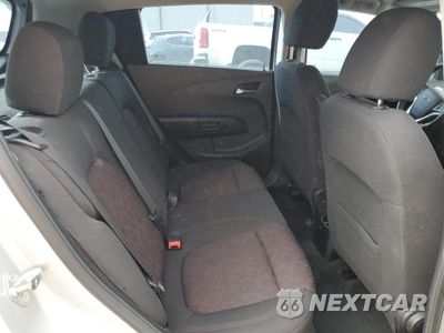 Zdjęcie 10 z 15 samochodu: 2019 CHEVROLET SONIC LT VIN:1G1JD6SBXK4139552 - miniatura