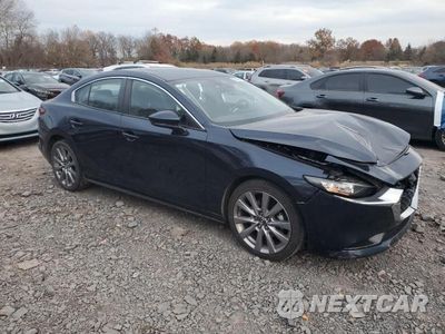 Czwarte zdjęcie samochodu z boku: 2021 MAZDA 3 PREFERRED VIN:JM1BPBCLXM1334073 - miniatura