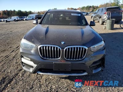 Piąte zdjęcie samochodu w środku: 2018 BMW X3 XDRIVE30I VIN:5UXTR9C59JLD65096 - miniatura