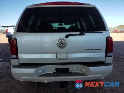Zdjęcie 6 z 13 samochodu: 2005 CADILLAC ESCALADE LUXURY VIN:1GYEK63N85R210014 - miniatura