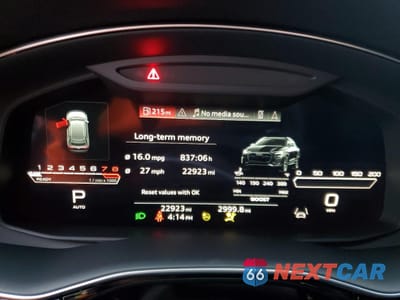 Zdjęcie 9 z 17 samochodu: 2023 AUDI RS Q8 VIN:WU1ARBF18PD033422 - miniatura