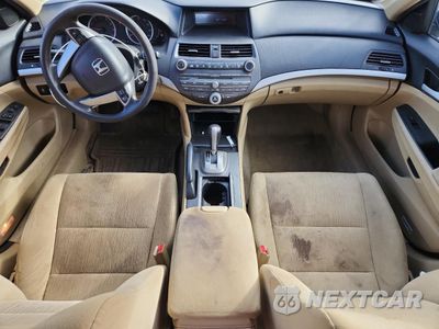 Zdjęcie 8 z 12 samochodu: 2012 HONDA ACCORD LX VIN:1HGCP2F33CA046993 - miniatura