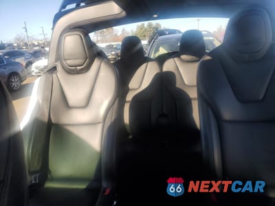 Zdjęcie 10 z 13 samochodu: 2021 TESLA MODEL X VIN:5YJXCBE25MF322121 - miniatura