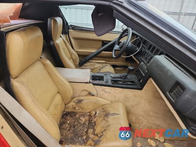 Zdjęcie 10 z 12 samochodu: 1986 CHEVROLET CORVETTE VIN:1G1YY6788G5902556 - miniatura