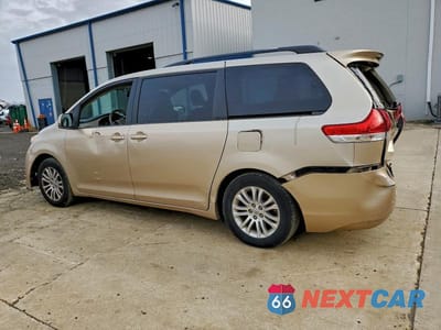 Drugie zdjęcie samochodu z przodu: 2014 TOYOTA SIENNA XLE VIN:5TDYK3DC0ES434300 - miniatura