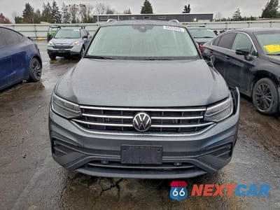 Piąte zdjęcie samochodu w środku: 2024 VOLKSWAGEN TIGUAN SE VIN:3VVMB7AX7RM039728 - miniatura
