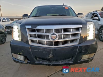 Piąte zdjęcie samochodu w środku: 2013 CADILLAC ESCALADE ESV PLATINUM VIN:1GYS4KEF5DR156326 - miniatura