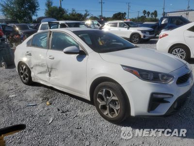 Czwarte zdjęcie samochodu z boku: 2020 KIA FORTE FE VIN:3KPF24AD9LE174836 - miniatura