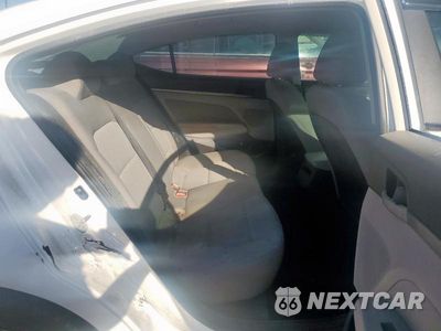 Zdjęcie 10 z 12 samochodu: 2017 HYUNDAI ELANTRA SE VIN:5NPD84LF8HH121553 - miniatura