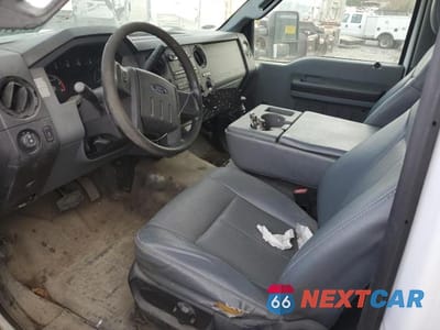 Zdjęcie 8 z 12 samochodu: 2015 FORD F450 SUPER DUTY VIN:1FDUF4GY2FEC93345 - miniatura