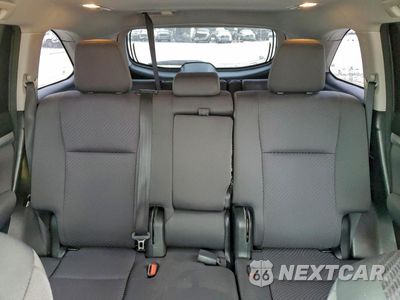 Zdjęcie 10 z 16 samochodu: 2018 TOYOTA HIGHLANDER LE VIN:5TDZZRFH7JS257606 - miniatura