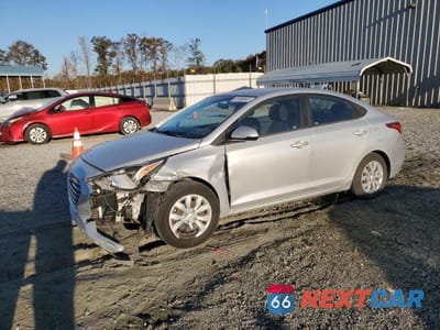 2019 HYUNDAI ACCENT SE 3KPC24A31KE064727 - główne zdjęcie licytacji z USA - miniatura