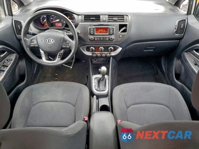 Zdjęcie 8 z 12 samochodu: 2012 KIA RIO EX VIN:KNADN5A34C6011574 - miniatura