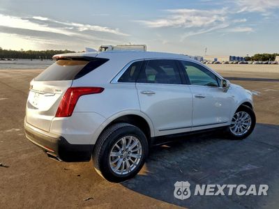Trzecie zdjęcie samochodu z tyłu: 2019 CADILLAC XT5 VIN:1GYKNBRS4KZ115185 - miniatura