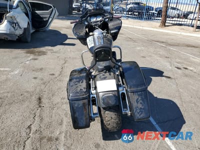 Czwarte zdjęcie samochodu z boku: 2017 HARLEY-DAVIDSON FLTRX ROAD GLIDE VIN:1HD1KHC31HB651672 - miniatura