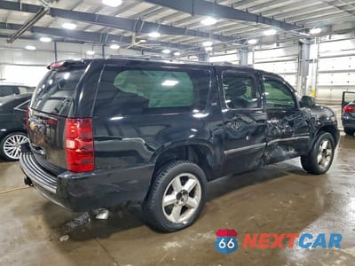 Trzecie zdjęcie samochodu z tyłu: 2013 CHEVROLET SUBURBAN K1500 LTZ VIN:1GNSKKE75DR313428 - miniatura