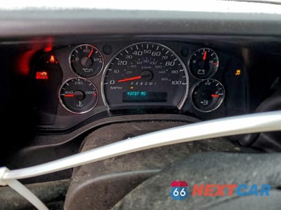 Zdjęcie 9 z 13 samochodu: 2023 CHEVROLET EXPRESS 2500 DELIVERY VAN VIN:1GCWGAFP3P1157266 - miniatura