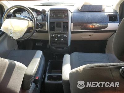 Zdjęcie 8 z 14 samochodu: 2010 DODGE GRAND CARAVAN SXT VIN:2D4RN5D1XAR445218 - miniatura