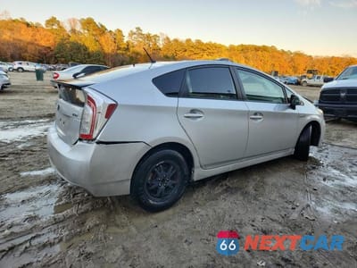 Trzecie zdjęcie samochodu z tyłu: 2014 TOYOTA PRIUS TWO VIN:JTDKN3DU7E0390532 - miniatura