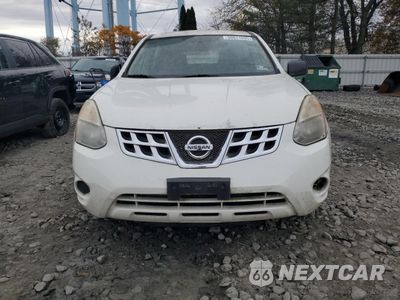 Piąte zdjęcie samochodu w środku: 2013 NISSAN ROGUE S VIN:JN8AS5MV9DW664435 - miniatura