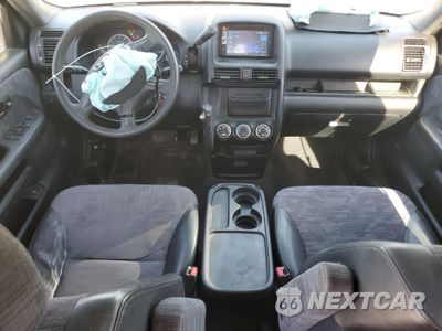 Zdjęcie 8 z 12 samochodu: 2004 HONDA CR-V LX VIN:JHLRD68414C013367 - miniatura