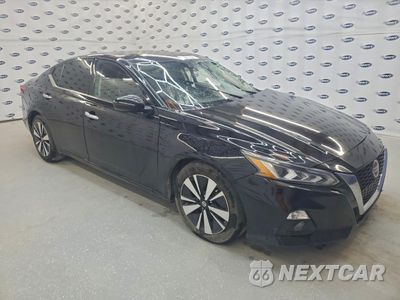 Czwarte zdjęcie samochodu z boku: 2020 NISSAN ALTIMA SL VIN:1N4BL4EV6LC129512 - miniatura