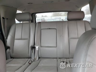 Zdjęcie 10 z 15 samochodu: 2008 CHEVROLET TAHOE C1500 VIN:1GNFC13028J198354 - miniatura