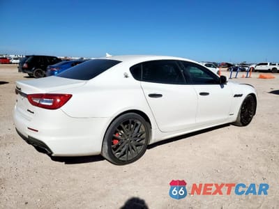 Trzecie zdjęcie samochodu z tyłu: 2017 MASERATI QUATTROPORTE GTS VIN:ZAM56PPS5H1228629 - miniatura