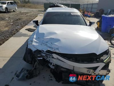 Piąte zdjęcie samochodu w środku: 2023 LEXUS IS 350 F SPORT VIN:JTHGZ1B29P5061920 - miniatura