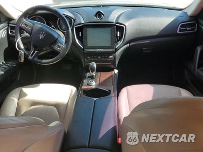 Zdjęcie 8 z 12 samochodu: 2017 MASERATI GHIBLI VIN:ZAM57XSA0H1226637 - miniatura