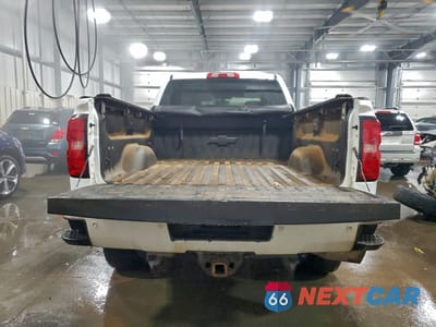 Zdjęcie 6 z 14 samochodu: 2016 CHEVROLET SILVERADO K3500 LTZ VIN:1GC4K0C86GF238973 - miniatura