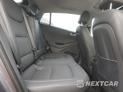 Zdjęcie 10 z 16 samochodu: 2019 HYUNDAI IONIQ LIMITED VIN:KMHC05LC8KU136187 - miniatura