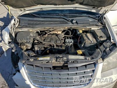 Zdjęcie 12 z 14 samochodu: 2010 CHRYSLER TOWN & COUNTRY TOURING VIN:2A4RR5D1XAR209051 - miniatura