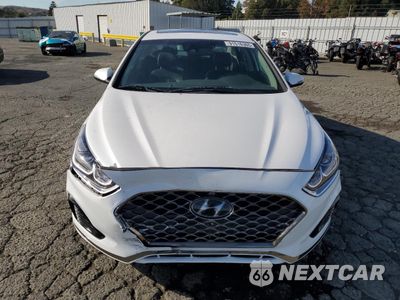 Piąte zdjęcie samochodu w środku: 2019 HYUNDAI SONATA LIMITED VIN:5NPE34AF3KH764227 - miniatura