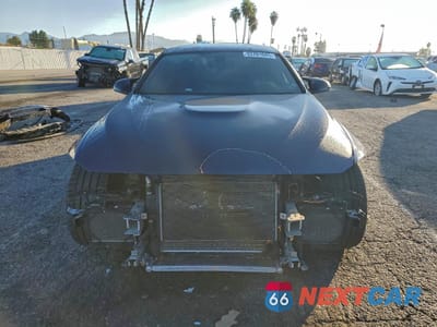 Piąte zdjęcie samochodu w środku: 2016 BMW M4 VIN:WBS3R9C5XGK336017 - miniatura