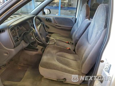 Zdjęcie 7 z 14 samochodu: 1998 DODGE DAKOTA VIN:1B7FL26P2WS586344 - miniatura