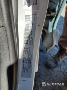 Zdjęcie 12 z 13 samochodu: 2015 CHRYSLER 200 LIMITED VIN:1C3CCCAB1FN580641 - miniatura