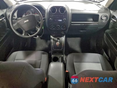 Zdjęcie 8 z 15 samochodu: 2009 JEEP PATRIOT SPORT VIN:1J4FT28A89D154692 - miniatura