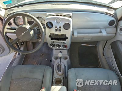 Zdjęcie 8 z 12 samochodu: 2008 CHRYSLER PT CRUISER VIN:3A8FY48BX8T141410 - miniatura