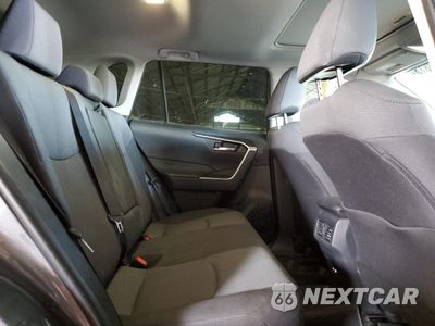 Zdjęcie 10 z 13 samochodu: 2024 TOYOTA RAV4 XLE VIN:2T3W1RFV3RW352545 - miniatura