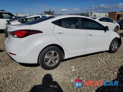 Trzecie zdjęcie samochodu z tyłu: 2015 HYUNDAI ELANTRA SE VIN:5NPDH4AE4FH561664 - miniatura