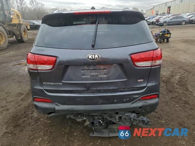 Zdjęcie 6 z 11 samochodu: 2016 KIA SORENTO LX VIN:5XYPG4A34GG081289 - miniatura